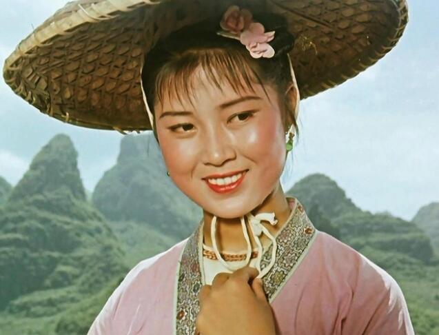 媒体:“刘三姐”扮演者黄婉秋病危