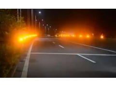 道路行车安全智能诱导装置 智慧太阳能雾灯警示灯厂家图3